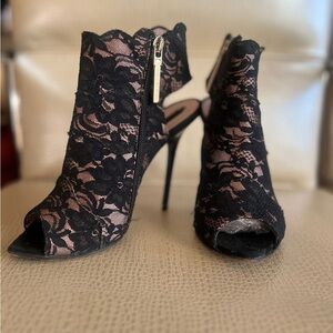 Made in Italy peep toe Lace black high stiletto heels size EU37
